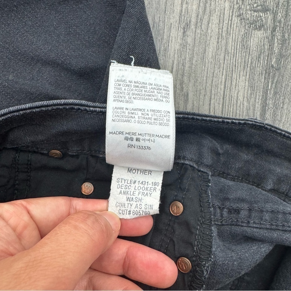 MOTHER Women's Black Looker Ankle Fray Jeans Size 25 - Picture 12 of 16